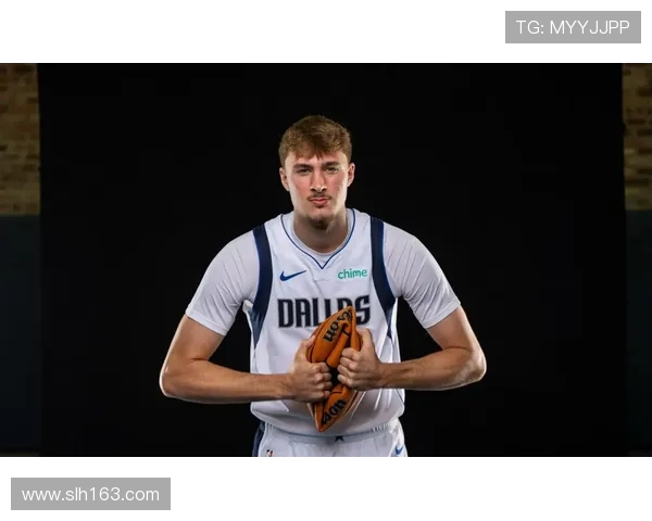 基德更新弗拉格伤情左脚扭伤仍需每日观察保持谨慎态度